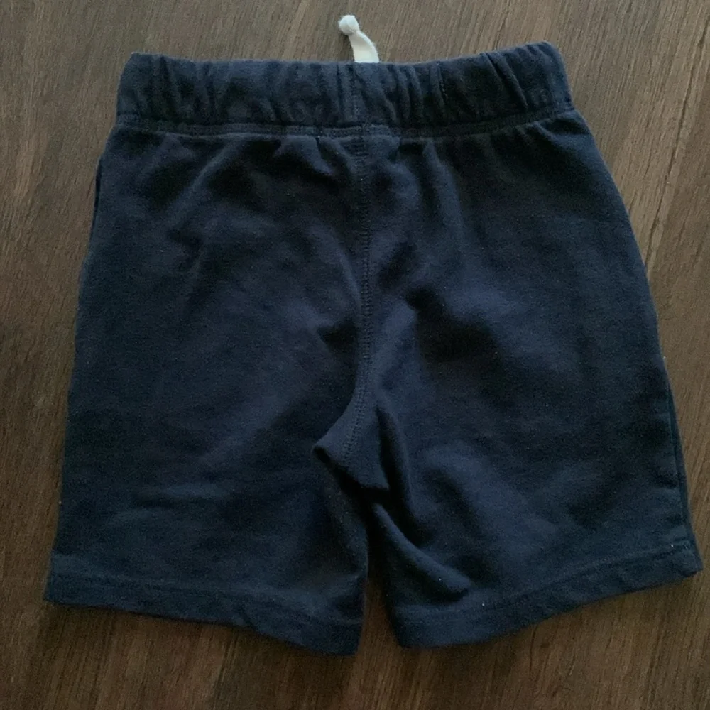Children's Place navy blue pull on drawstring shorts size 5/6